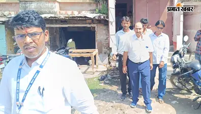 बेतिया: जांच टीम पहुंची तो धड़ाधड़ गिरे शटर, नरकटियागंज में अल्ट्रासाउंड सेंटर सील