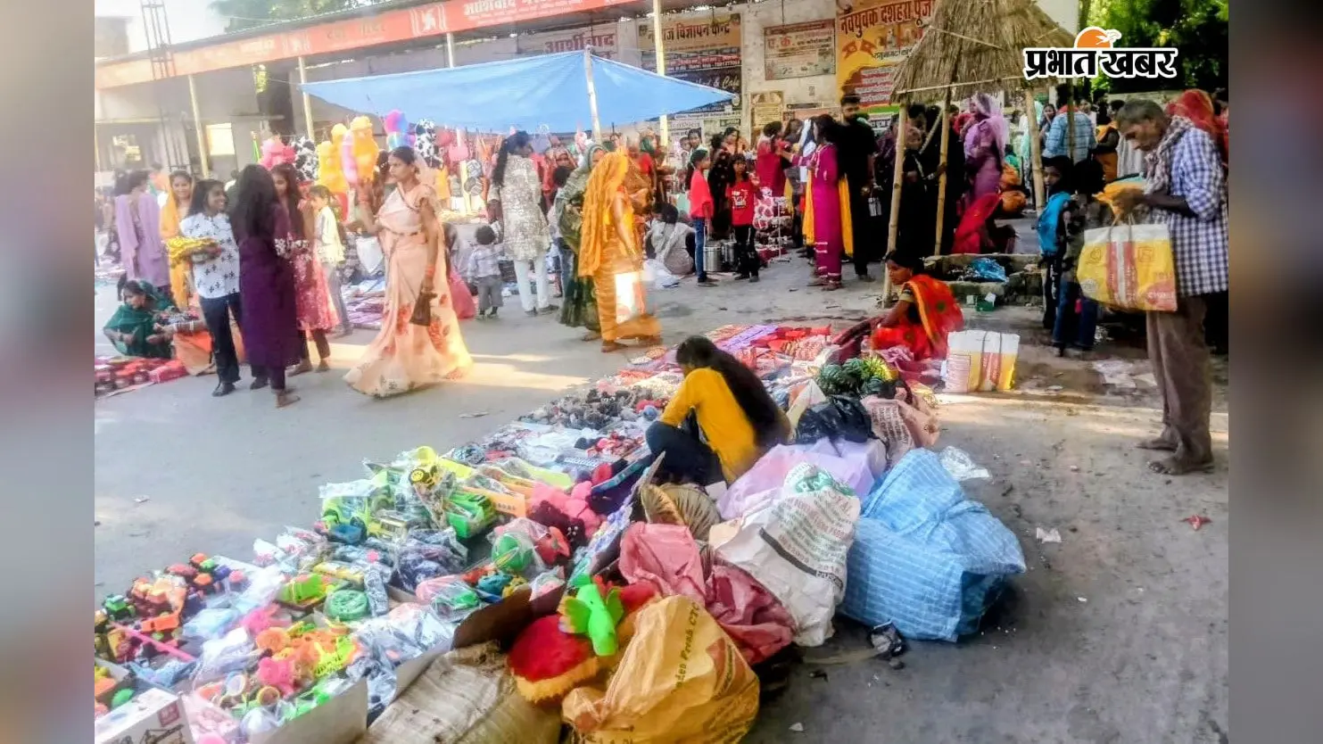 बड़हरिया के ऐतिहासिक यमुनागढ़ में उमड़ा आस्था का जनसैलाब: गढ़देवी मंदिर में महिलाओं ने की पूजा-अर्चना, सुरक्षा के कड़े इंतजाम