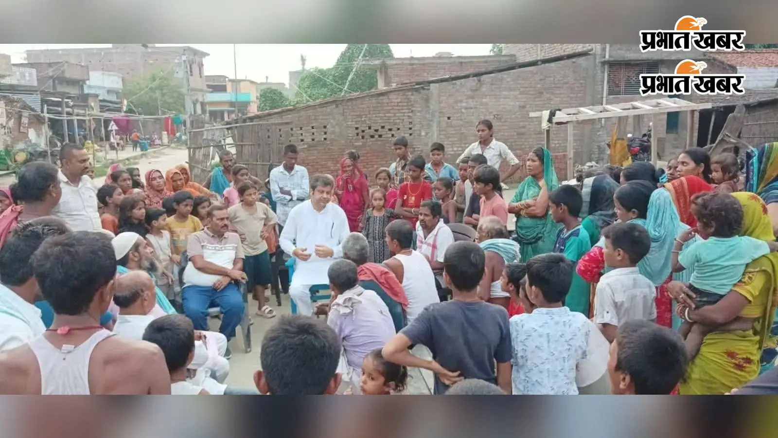 राजद नेता सुशील कुमार ने शोकाकुल परिवारों से की मुलाकात, हरसंभव मदद का दिया भरोसा
