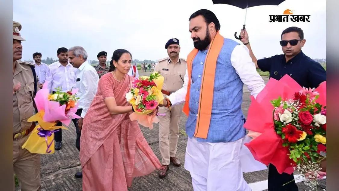 भागलपुर में टला भीषण हादसा, हवा में लड़खड़ाने के बाद पायलट ने सुरक्षित लैंड कराया मुख्यमंत्री का हेलीकॉप्टर