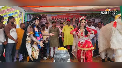 ‘बिल्डरवा के पापा’ के गीतों पर झूमे हजारों शिवभक्त, कांवर यात्रा में दूधिमाटी लक्खीबागी बना भक्ति का मंच