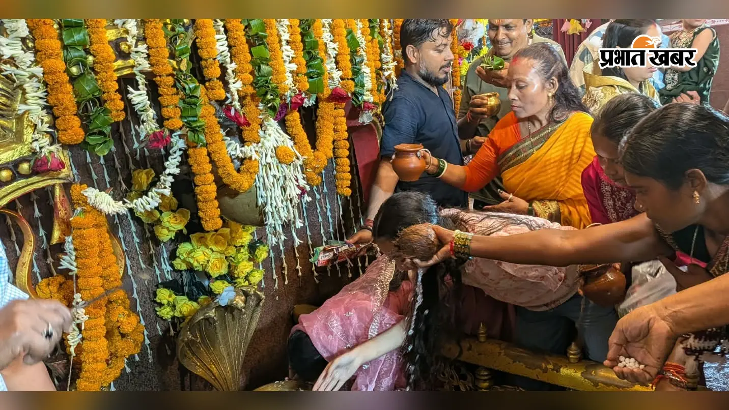 आम्रेश्वर धाम में उमड़ा आस्था का सैलाब, 80 हजार श्रद्धालुओं ने किया जलाभिषेक; अंतिम सोमवारी पर 1 लाख की उम्मीद