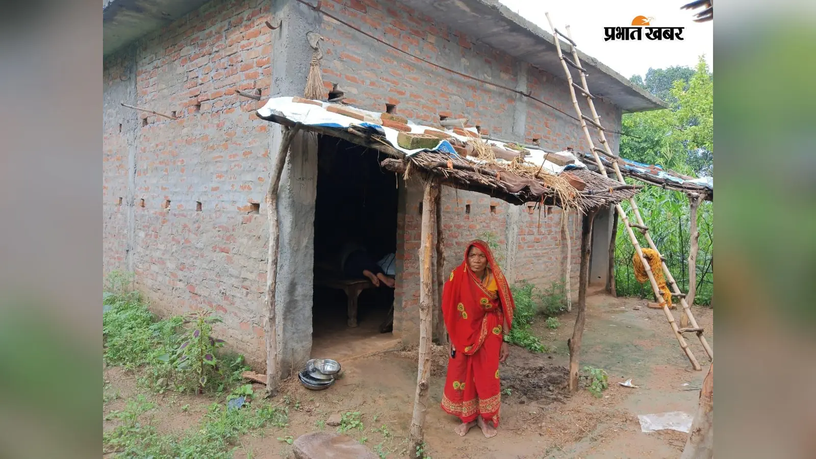गढ़वा में गरीबी से दो मासूमों की मौत: इलाज के बिना दम तोड़ा, परिवार के 5 लोग अब भी अस्पताल में