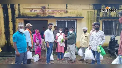 लातेहार : प्रधानमंत्री टीबी मुक्त भारत अभियान के तहत 93 टीबी मरीजों के बीच बांटी गई पोषण टोकरी