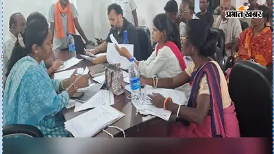 मांडू में SIR को लेकर जनसुनवाई, ग्रामीणों ने रखे दावे-आपत्तियां; अधिकारियों ने दिया समाधान का भरोसा