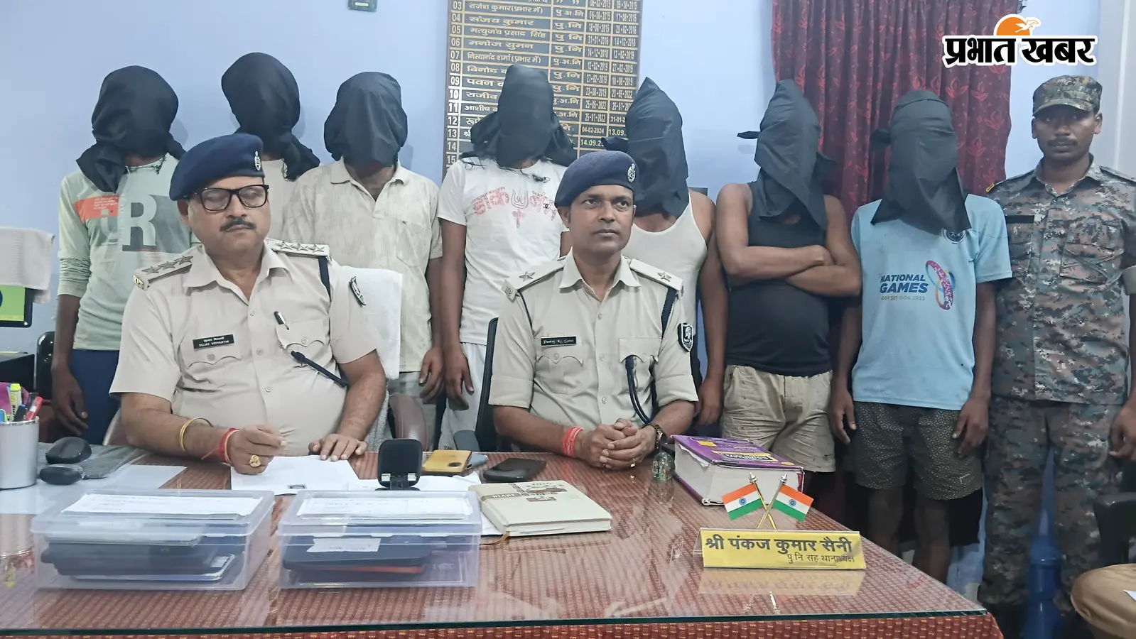 नवादा में लोन ठगी करने वाले 7 साइबर अपराधी गिरफ्तार, 15 मोबाइल और डेटा बरामद