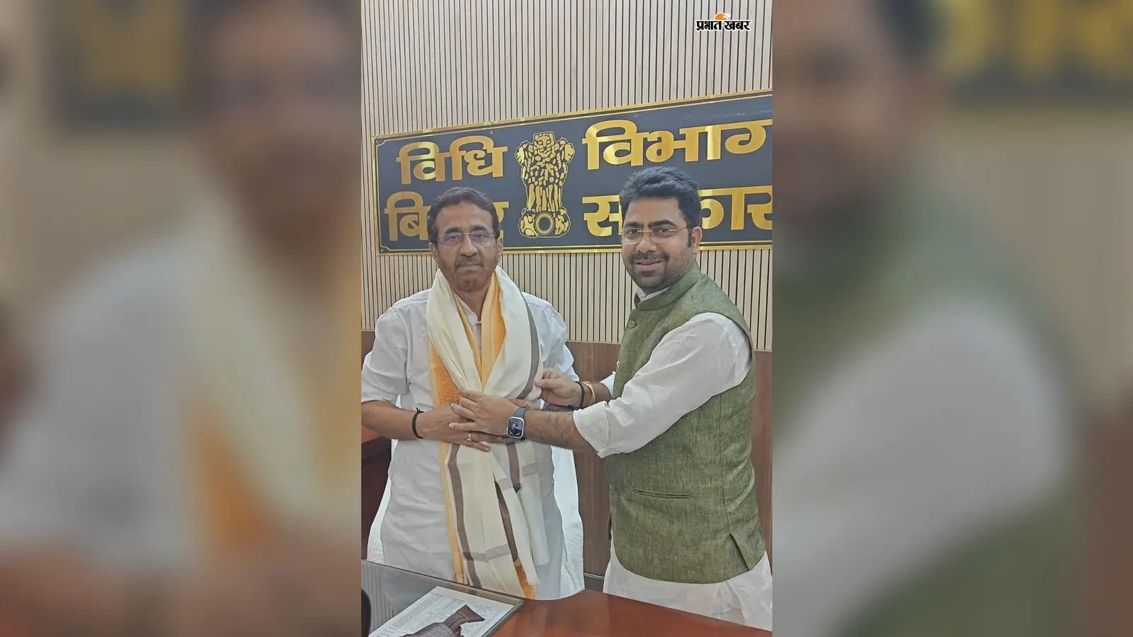 सारण: वित्त रहित व अनुदानित शिक्षकों के वेतनमान की मांग तेज, डॉ. राहुल राज ने शिक्षा मंत्री को सौंपा ज्ञापन