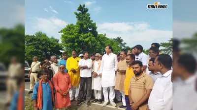 नौतन में गंडक का कटाव देख पहुंचे सांसद संजय जायसवाल, सैकड़ों एकड़ फसल बर्बाद, सड़क पर भी खतरा