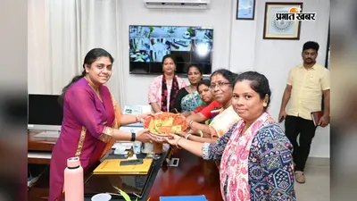 स्वनिर्मित राखी लेकर डीसी के पास पहुंचीं दीदियां, आत्मनिर्भरता और ‘लोकल से वोकल’ का दिया संदेश