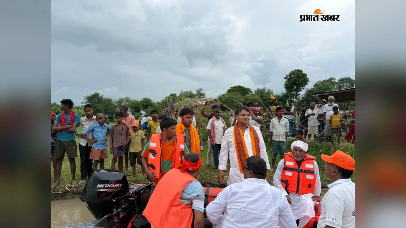 कोसी का कहर: देखते-देखते नदी में समा गए कई घर, कटाव स्थल पर पहुंचे विधायक, अब बची आबादी पर मंडरा रहा खतरा
