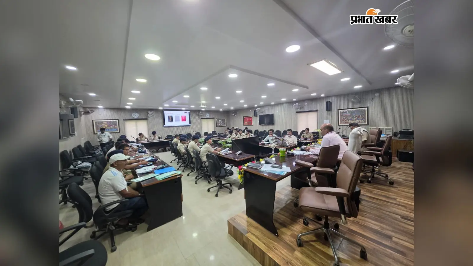सीवान में पासपोर्ट सत्यापन से जुड़े पुलिसकर्मियों को प्रशिक्षण, mPassport Police App की दी जानकारी