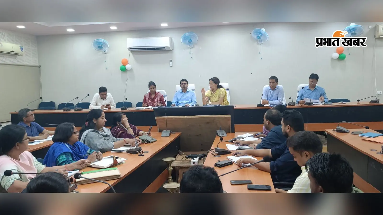 जहानाबाद में आंगनवाड़ी केंद्रों के निर्माण में तेजी, 74 स्थलों का सीमांकन जल्द पूरा करने का डीएम ने दिया निर्देश