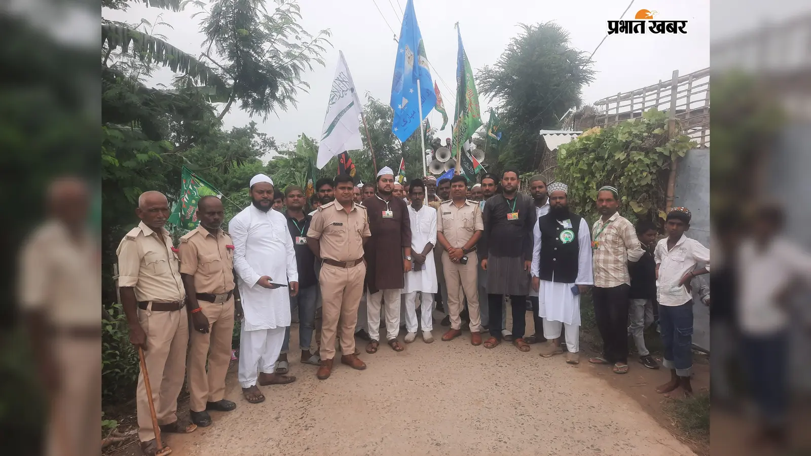 Darbhanga: ईद मिलादुन्नबी पर अलीनगर में निकला जुलूस-ए-मुहम्मदी, नात और नारों से गूंजा इलाका