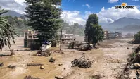 Nepal flood explained : बर्फ चट्टानों के खिसकने, ग्लेशियर झील या बारिश, नेपाल में बाढ़ की क्या है वजह