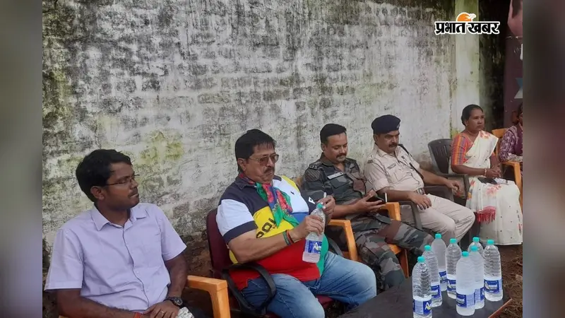 दुष्कर्म पीड़िता के परिजनों से मिले विधायक चुन्ना सिंह, बोले- आरोपी को नहीं बख्शा जाएगा