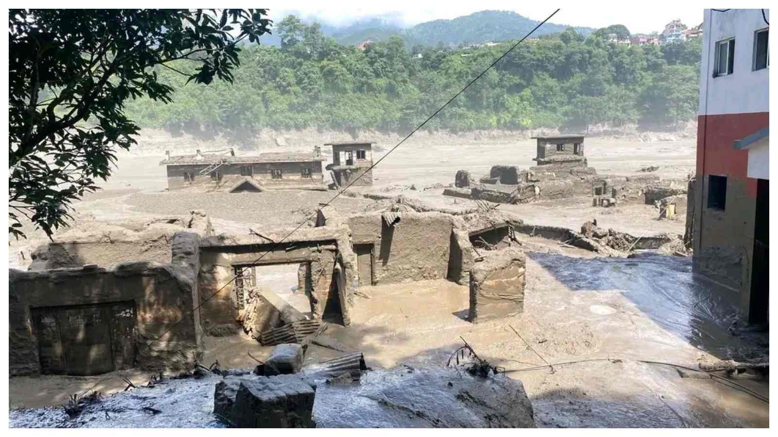 nepak flood (2).jpg