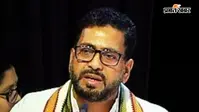 ‘अन्नपूर्णा’ लाभार्थियों के घर पहुंचे पर्यटन मंत्री शंकर घोष, पूछ रहे- पैसे मिले क्या? दरवाजे पर लगाये स्टिकर