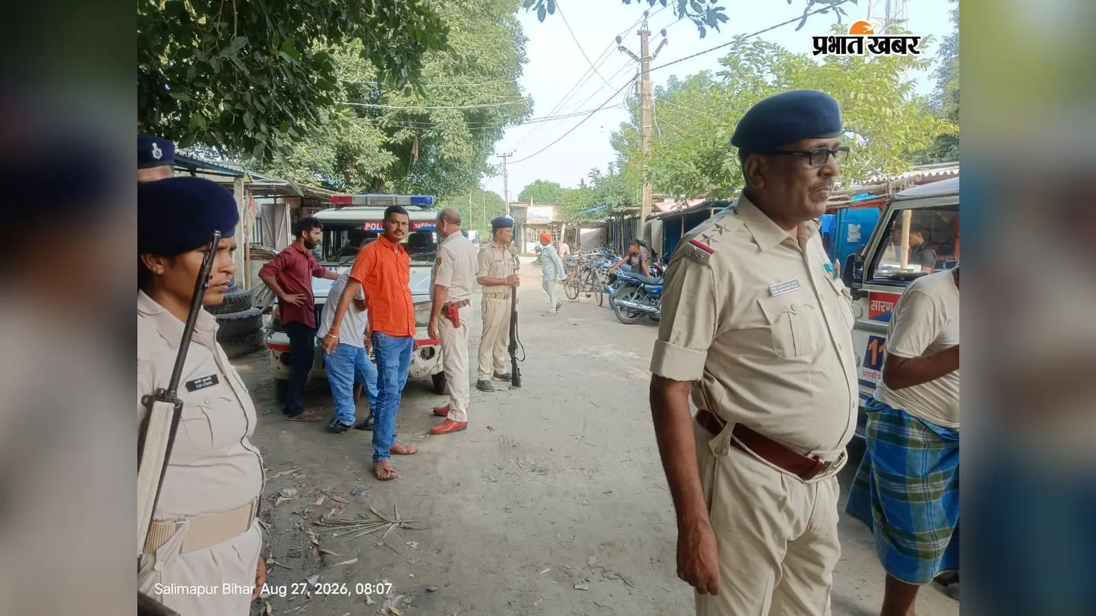 सारण : रात में चोरों ने दो दुकानों को बनाया निशाना, सुबह टूटा ताला देखकर उड़े दुकानदारों के होश