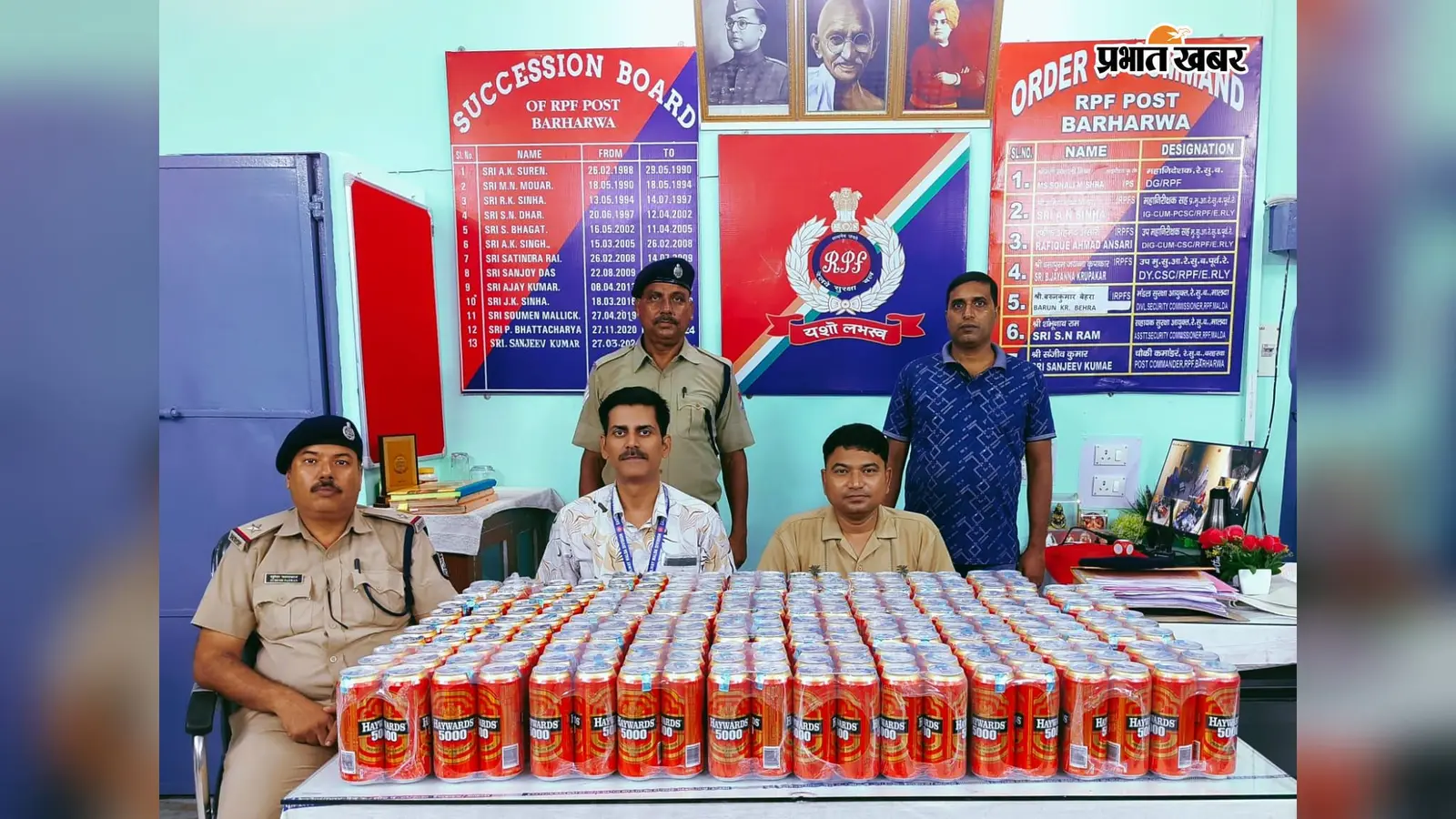 केले के बोरे और ‘कश्मीर एप्पल’ कार्टून में छिपी थी बीयर: पटना एक्सप्रेस से 230 कैन बरामद