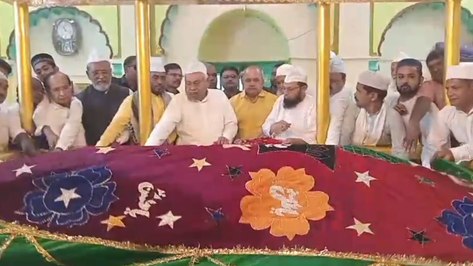 भाईचारे का दिया संदेश