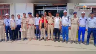 गोपालगंज : मीरगंज में ट्रैफिक पुलिस का सम्मान, उत्कृष्ट कार्य के लिए मिला सम्मान-पत्र
