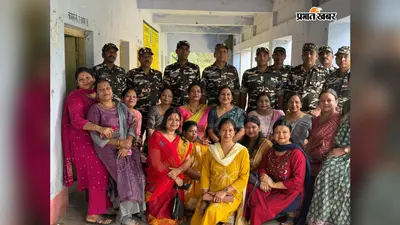 सिमुलतला में बीएसएफ जवानों को बांधी राखी, बहनों के स्नेह से भावुक हुआ माहौल