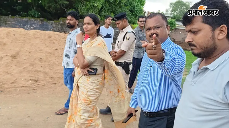 बेतिया:  छठ से पहले संत घाट का बदलेगा रूप, 16 लाख से बनेगी चहारदीवारी, बढ़ेगी सुरक्षा और सुविधा