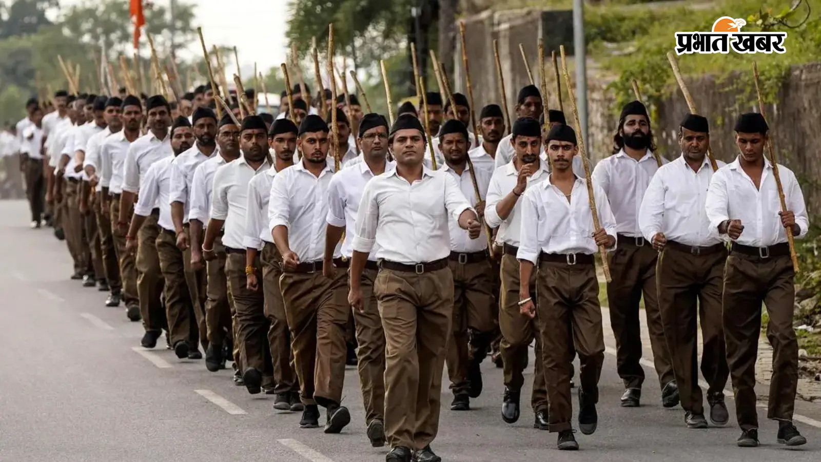 कर्नाटक के यादगीर में शिक्षकों का RSS पथ संचलन में हिस्सा लेना: निलंबन और कानूनी कार्रवाई, जानिए पूरा मामला