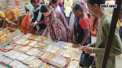नवादा में रक्षाबंधन को लेकर बाजारों में बढ़ी रौनक, राखी और मिठाई की खरीदारी के लिए उमड़ी भीड़