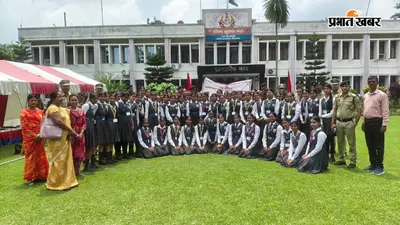 सरहद के रखवालों को बंधा स्नेह का रक्षासूत्र! किशनगंज में BSF कैंप पहुंचीं बाल मंदिर स्कूल की 66 बेटियां, जवानों संग मनाई राखी
