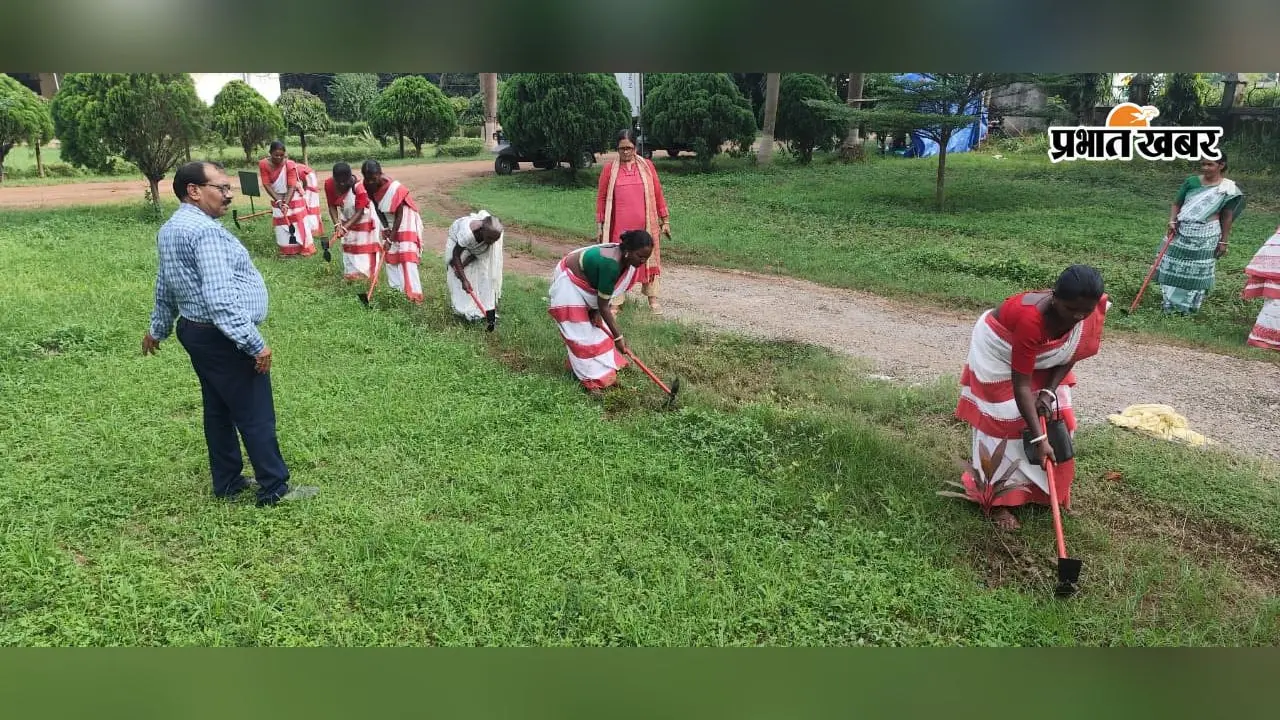 जमशेदपुर: खेती में महिलाओं की बढ़ेगी ताकत, 45 महिला किसानों ने सीखा आधुनिक कृषि यंत्रों का इस्तेमाल