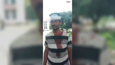 मधेपुरा में लाठी-डंडे और दबिया लेकर घर पहुंचे लोग, युवक के सिर पर किया वार; गंभीर हालत में हायर सेंटर रेफर