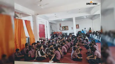बौंसी में सजी स्वनिर्मित राखियों की प्रदर्शनी, छात्राओं ने अपनी रचनात्मकता से जीता सबका दिल