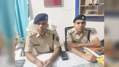 रिफ्यूजी कॉलोनी में पुलिस की दबिश, दो महिलाओं के पास मिले देसी पिस्तौल, बलवाहाट के नामजद की तलाश में बड़ा खुलासा