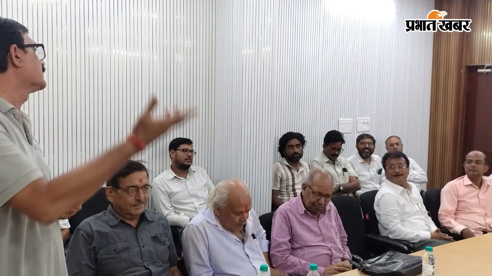रक्षाबंधन की पूर्व संध्या पर छपरा न्याय सदन में गूंजीं कविताएं, बाल कवियों और साहित्यकारों ने जमाया रंग!