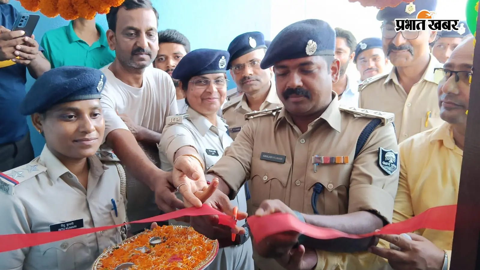 पटना: परसा बाजार थाना क्षेत्र में तीन नए ओपी का उद्घाटन, डीएसपी ने किया शुभारंभ