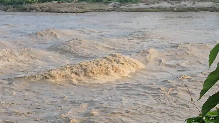 त्रिशूली नदी