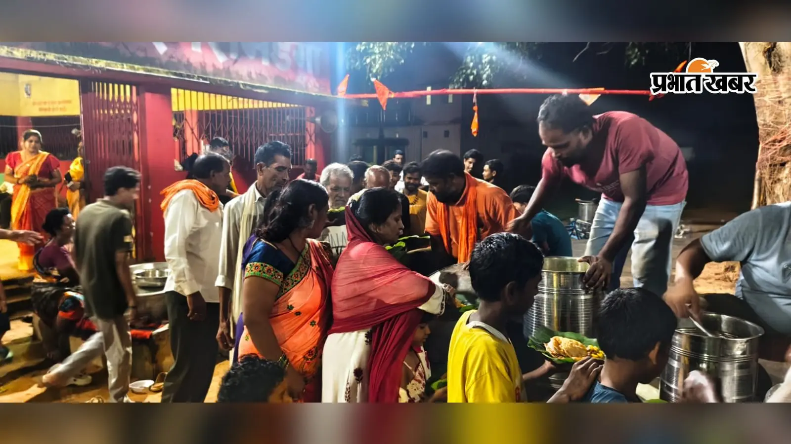 सिमडेगा में 24 दिवसीय श्रीराम कथा का समापन, रावण वध और श्रीराम के राज्याभिषेक का कथा वाचक ने सुनाया प्रसंग