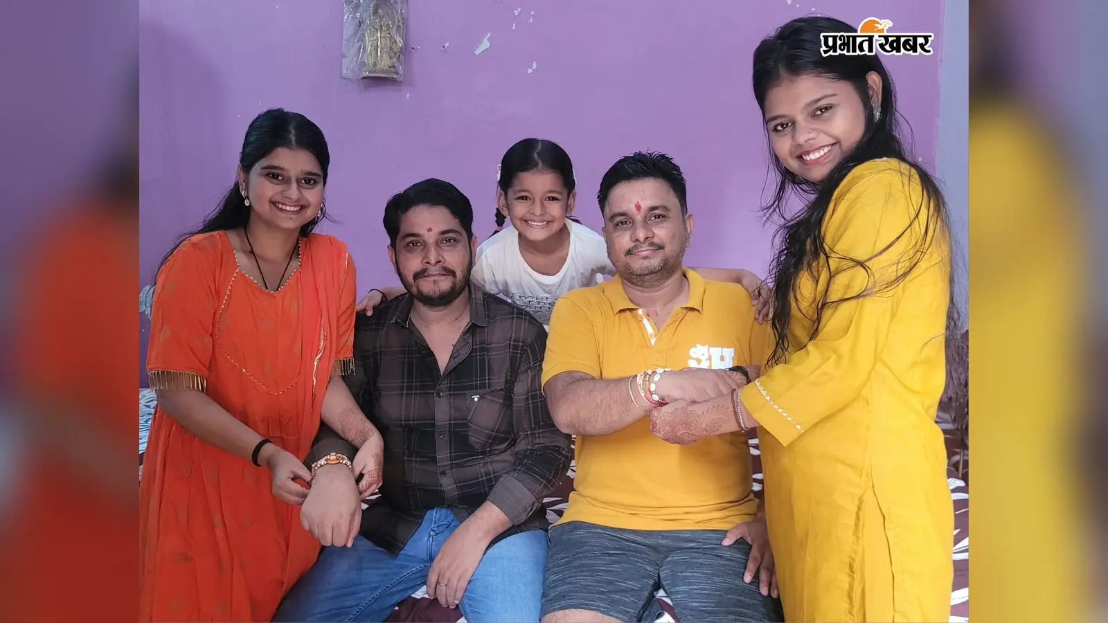 रक्षाबंधन पर सजी भाइयों की कलाई, बहनों ने मांगी लंबी उम्र की दुआ; उपहार पाकर खिले चेहरे