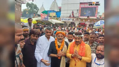बाबाधाम में मनोज तिवारी की भक्ति, निशिकांत दुबे संग बाबा बैद्यनाथ के दरबार में टेका माथा
