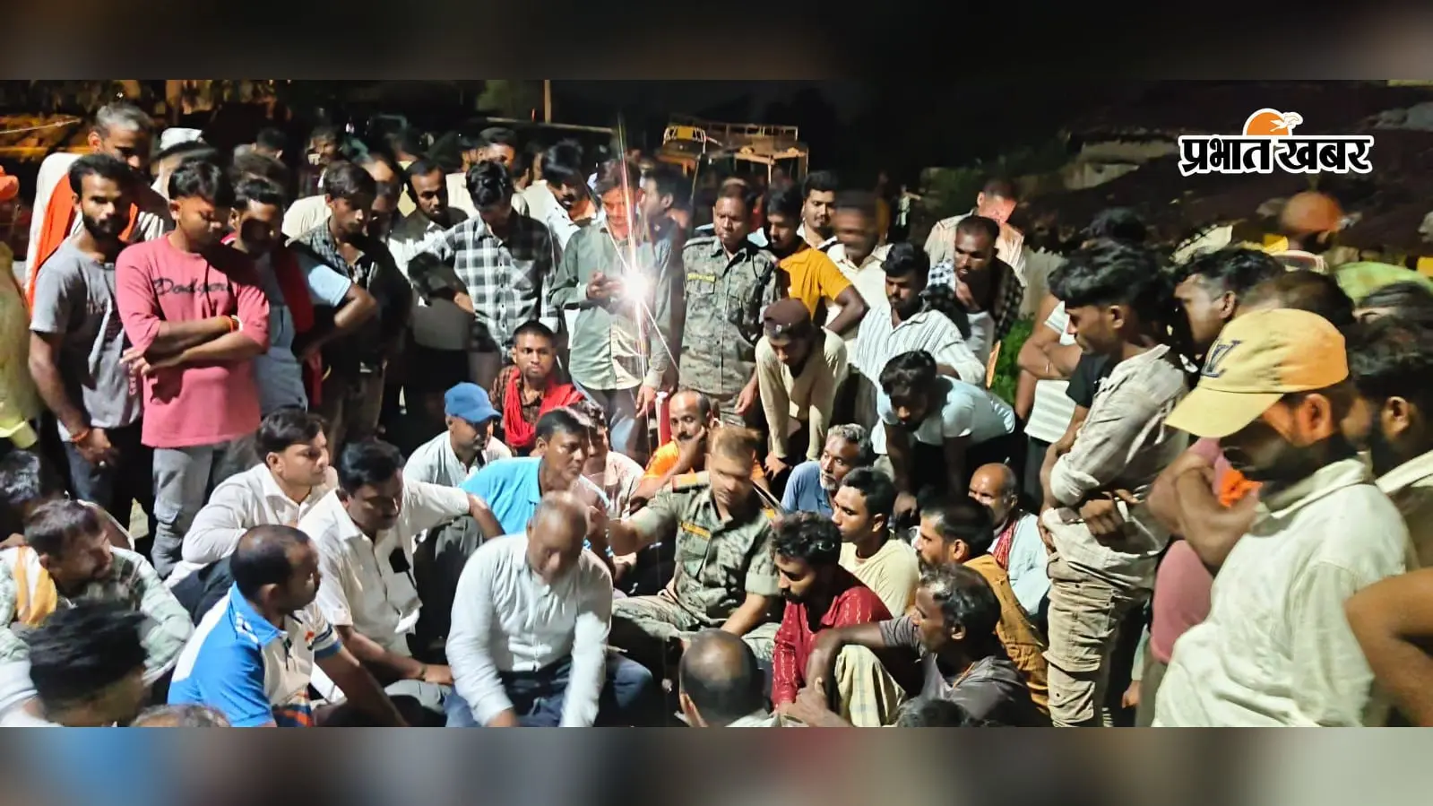 प्रसव के दौरान महिला की मौत, एएनएम पर लापरवाही का आरोप , आक्रोशित लोगों ने किया सड़क जाम