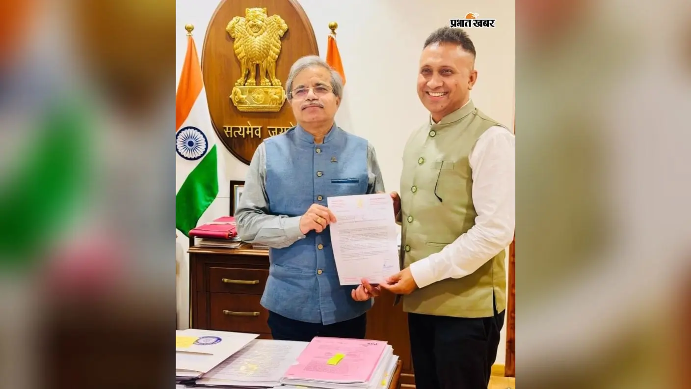 बक्सर-इटाढ़ी रेलवे गुमटी फिर खुलेगी? विधायक आनंद मिश्रा ने रेलवे बोर्ड चेयरमैन से की मुलाकात, मिला कार्रवाई का आश्वासन