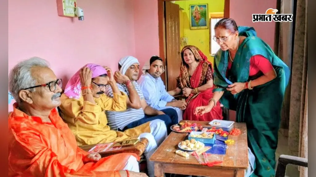 सीवान: बड़हरिया में हर्षोल्लास के साथ मना रक्षाबंधन का महापर्व, बहनों ने बांधी राखी; बाजारों में उमड़ी भारी भीड़