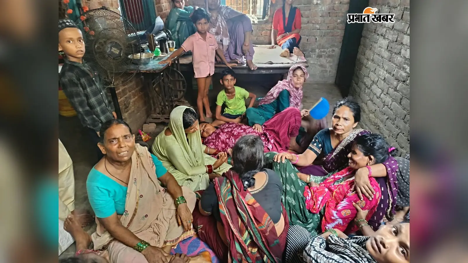 20 दिन पहले कमाने गया दिल्ली,चार मंजिला छत से गिरकर गोड्डा के मजदूर की मौत; चार बच्चों के सिर से उठा साया
