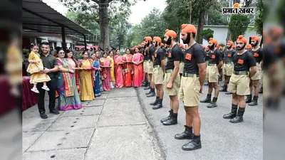 जवानों की कलाई नहीं रही सूनी, रामगढ़ की बहनों ने 250 सैनिकों को बांधी राखी और मांगी सलामती