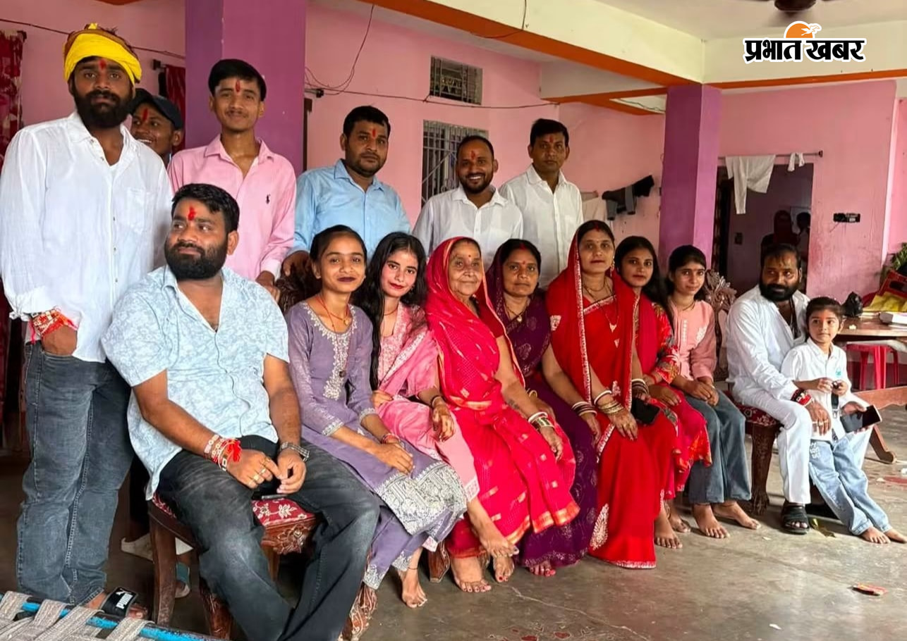 रक्षाबंधन पर भाई-बहन के अटूट प्रेम से सराबोर रहा परसा, राखी बांध बहनों ने मांगी भाइयों की लंबी उम्र | Prabhat Khabar Network