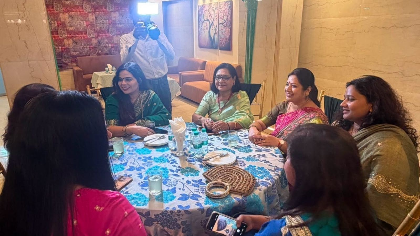 रोजमर्रा की भागदौड़ से दूर खुशियों के पल