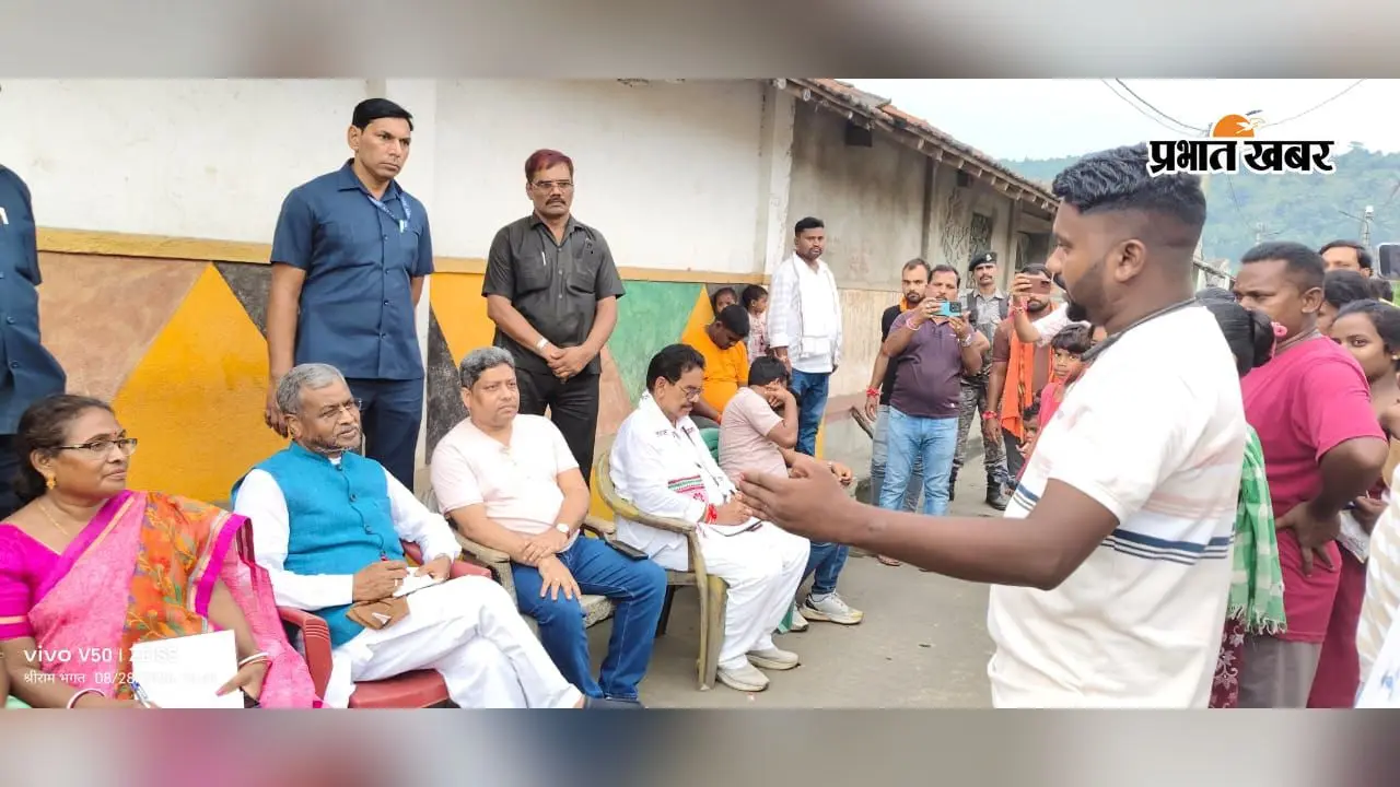 भाजपा नेता बाबुलाल मरांडी ने कोयला खनन प्रभावित पांच गांवों का किया दौरा