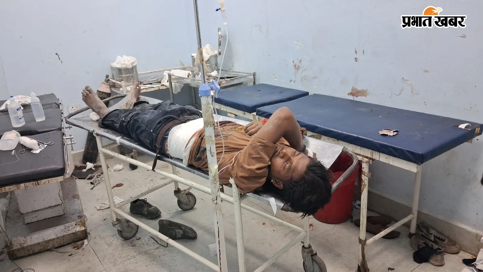 गोपालगंज: महावीरी अखाड़ा मेला देखने आए युवक को बदमाशों ने पेट में मारा चाकू, गंभीर हालत में PMCH रेफर