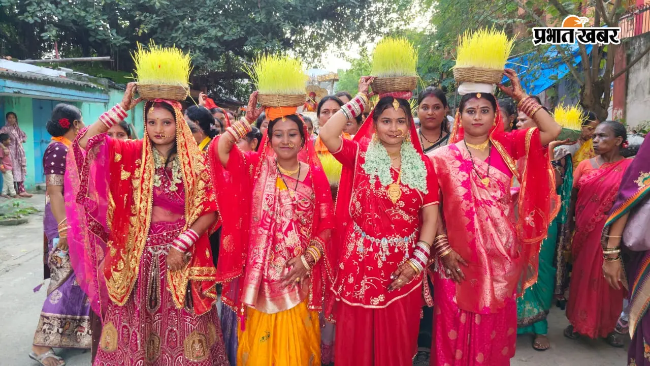 ढोल-नगाड़ों के बीच निकली शोभायात्रा, कानों में भोजली खोंचकर मांगी खुशहाली, ये है मान्यता